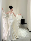 Charming Wedding Dresses Mermaid Sweetheart White Satin Long Brides Dress For Brides Fitted Bridal Gowns HZ0311