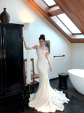 Simple Mermaid One Shoulder White Wedding Dress With Train Fairytale Brides Gown Wedding Dresses HZ0311