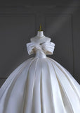 Timeless Wedding Dresses Ball Gown Off The Shoulder Satin Pleated Brides Dress Court Train Fitted Long Bridal Gowns HZ0311