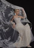 Romantic Long Wedding Dresses White Mermaid Strapless Lace Long Wedding Dress For Brides Fitted With Train Bridal Gowns HZ0311