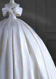Timeless Wedding Dresses Ball Gown Off The Shoulder Satin Pleated Brides Dress Court Train Fitted Long Bridal Gowns HZ0311