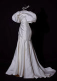 Classic Wedding Dresses Mermaid Off The Shoulder Ivory Satin Short Sleeves Brides Dress Fitted Bridal Gowns HZ0311