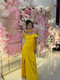 Gorgeous Yellow Sheath Off The Shoulder Yellow Satin High Slit Prom Dresses With Scarf HZ0311