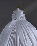 Timeless Wedding Dresses Ball Gown Strapless Satin Sleeves Pleated Brides Dress With Train Corset Fitted Long Bridal Gowns HZ0311