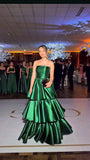 Sexy Ball Gown Strapless Emerald Green Ruffle Multi-Layer Long Prom Dress Satin Formal Party Prom Dresses HZ0311