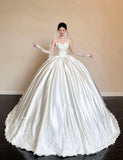 Chic Ball Gown Strapless Sleeveless Satin Fitted Corset Long Wedding Dress Bride Gowns Wedding Dresses HZ0311