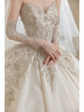 Princess Women's Wedding Dress With Gloves for Bride Lace Applique Sweetheart Brides Dress Sweetheart Ball Gowns HZ0311