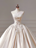 Princess Long Wedding Gowns Ball Gown Strapless Sleeveless Satin For Bride With Lace Appliques Train Bridal Dresses HZ0311