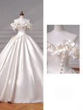 Timeless Wedding Dresses Ball Gown Off The Shoulder Satin Ruffles Brides Dress Style For Brides With Pleated Corset Fitted Long Bridal Gowns HZ0311