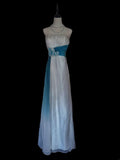 Vintage A Line Strapless White Blue Ombre Chiffon Sleeveless Long Prom Dresses High School Senior Graduation Dance Evening Outfits HZ0311
