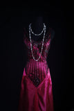 Retro Vintage 1960s Formal Mermaid V Neck Fashion Hot Pink Satin With Beads Sleeveless Long Prom Dresses Party Formal Gowns HZ0311
