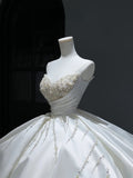 Princess Long Wedding Dress Ball Gown Sweetheart Style for Bride With Pearls Beaded Bodice Train Bridal Dresses HZ0311