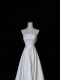 Simple Long Wedding Dresses A Line Strapless Silky Satin Style for Bride With Pleated Bodice Train White Fitted Bridal Dresses HZ0311