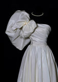 Modest Long Wedding Dresses A Line One Shoulder Satin Style For Bride With Pleated Bodice Train Bridal Dresses HZ0311