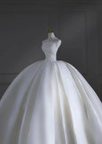 Romantic Long Wedding Dresses White Ball Gown Strapless Long Wedding Dress Style For Brides Fitted With Train Bridal Gowns HZ0311