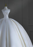 Romantic Long Wedding Dresses White Ball Gown Strapless Long Wedding Dress Style For Brides Fitted With Train Bridal Gowns HZ0311