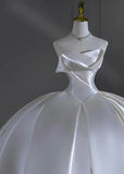 Romantic Long Wedding Dresses White Ball Gown Sweetheart Long Wedding Dress Style For Brides Fitted With Train Bridal Gowns HZ0311