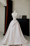 Whimsical Ball Gown Strapless Fitted Long Satin Wedding Dress Bride Gowns Wedding Dresses HZ0311