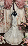 Retro Mermaid Strapless Tulle Lace Feathers 60s White Fitted Corset Wedding Dress Bride Gowns Wedding Dresses HZ0311