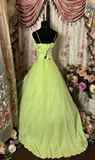 Vintage Ball Gown Spaghetti Strap Bud Green Sleeveless Multi Layers Prom Dress Long Quinceanera Dresses Sweet 15 16 Birthday Gown HZ0311