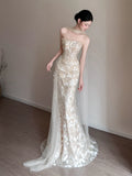 Timeless Wedding Dresses Mermaid Strapless Champagne Sleeveless Lace Brides Dress Style For Brides With Scarf Fitted Bridal Gowns HZ0311