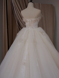 Princess Ball Gown Strapless Sleeveless Lace Fitted Corset Tulle Wedding Dress Bride Gowns White Wedding Dresses HZ0311