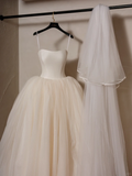 Modest Ball Gown Strapless Sleeveless White Fitted Corset Long Wedding Dress Bride Gowns Wedding Dresses HZ0311