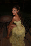Modest Senior Prom Dresses High Schools Inspiration Mermaid Sweetheart Yellow Lace With Slit Semi Formal Grad Long Prom Dress For Teens HZ0311
