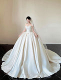 Timeless Ball Gown Sweetheart Neckline Lace White Fitted Corset Bride Gown Long Wedding Dresses HZ0311