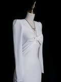 Simple Mermaid V Neckline Satin Long Sleeves White Satin Wedding Dress Fairytale Autumn Bridal Dresses HZ0311