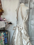 Modest Ball Gown Halter Ivory Satin Long Prom Dresses For High School Teens Girls Formal Bridesmaid Dress HZ0311