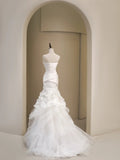 Plain Wedding Dresses Mermaid Strapless White Sleeveless Pleated Brides Dress Fitted Bridal Gowns HZ0311