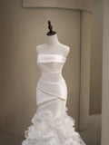 Plain Wedding Dresses Mermaid Strapless White Sleeveless Pleated Brides Dress Fitted Bridal Gowns HZ0311